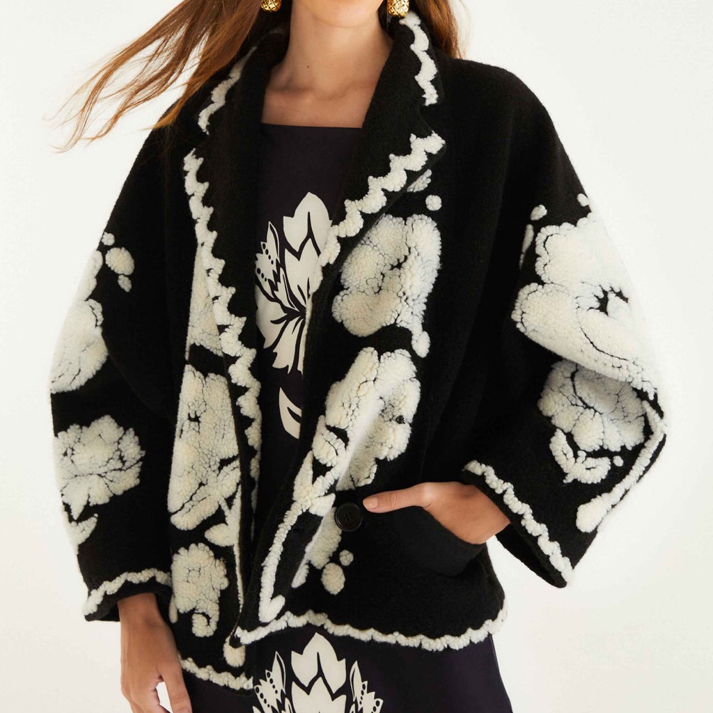 Farmrio Black & White Floral Arabesque Fleece Coat